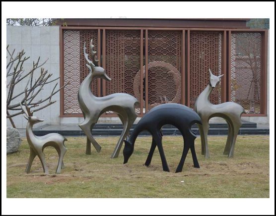 抽象动物雕塑